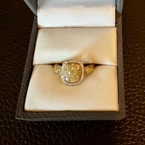 Round Natural Yellow and White Diamond 10K Gold Ring. 0.53 CTW. Size 6.
